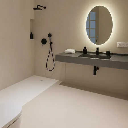 Mosquera Palace Msuites *